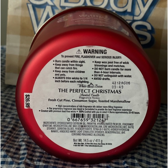🎄The Perfect Christmas 🎄 Bath and body works 3 wick candle - Picture 5 of 5